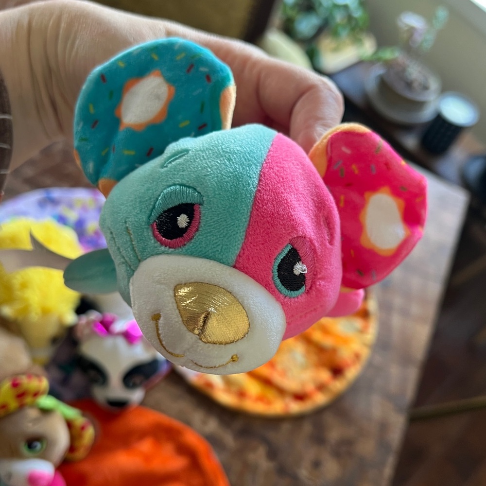 *Cutetitos Colorful Plush Animal Set 11 Pc. Lot - Picture 11 of 16